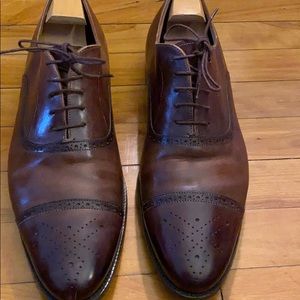 Lace up dress shoes